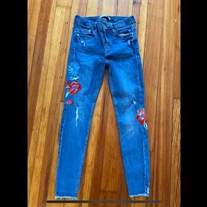 Zara Distressed Ankle Jeans with Flower Detail